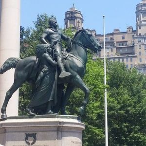 Meet your Posher, James